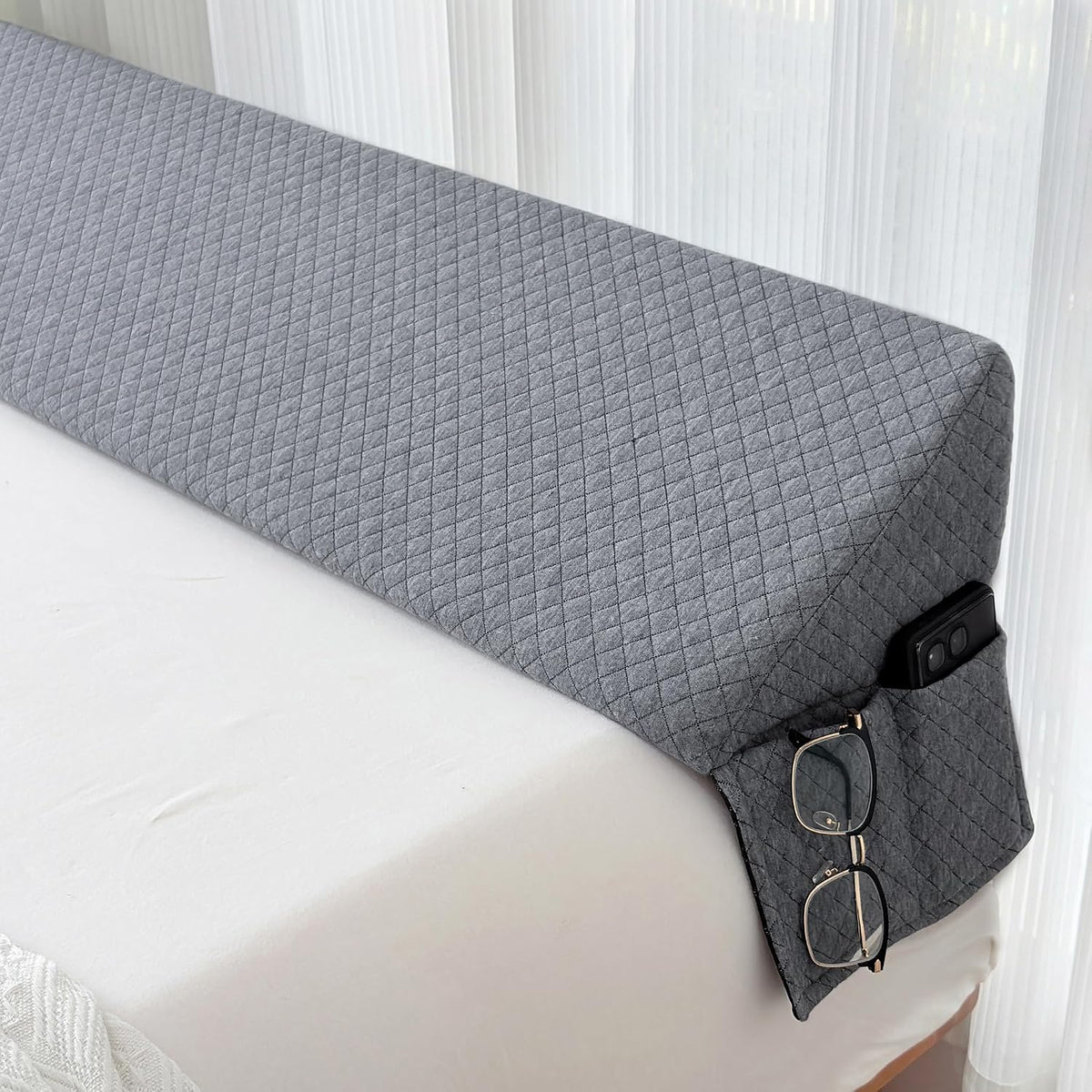 Cabecero con almohada en forma de cuña para cama